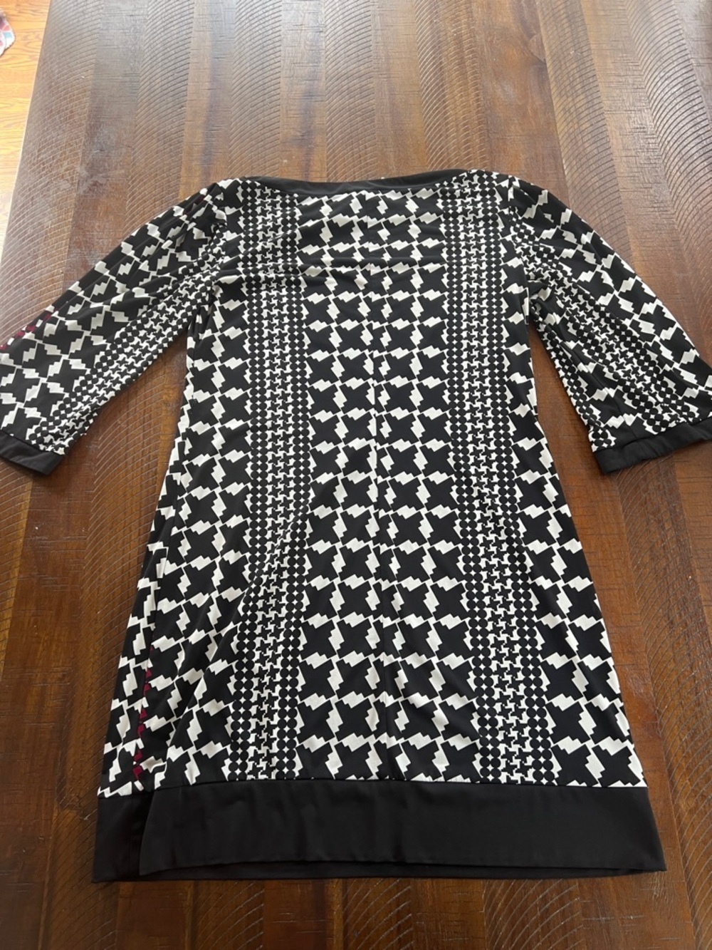 🎉GREAT condition LAUNDRY by design.  Black & White Houndstooth Shift Dress, - Picture 8 of 8